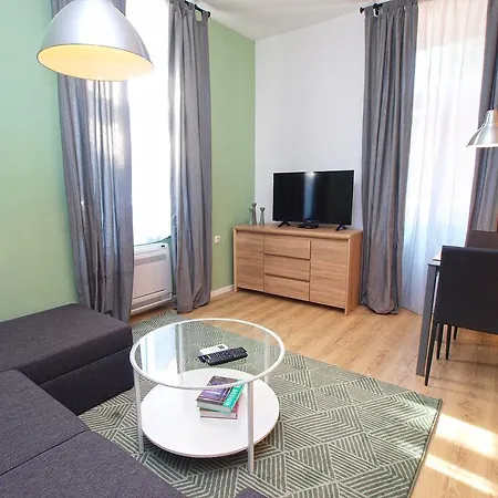 Park 1472 Apartment